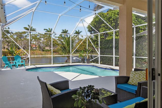 4042 Pinewood Lane, Weston, FL 33331