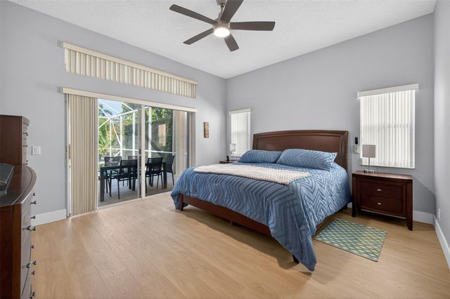 4042 Pinewood Lane, Weston, FL 33331