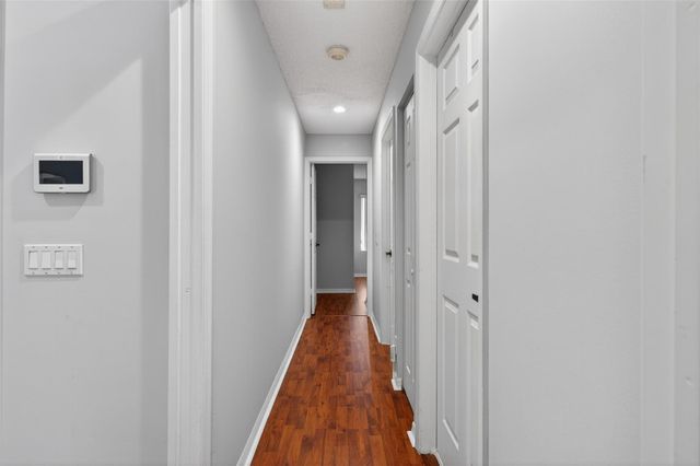 4042 Pinewood Lane, Weston, FL 33331