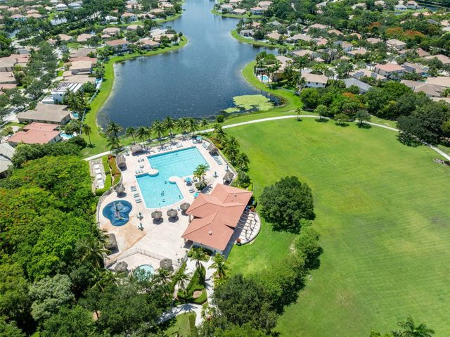 4042 Pinewood Lane, Weston, FL 33331