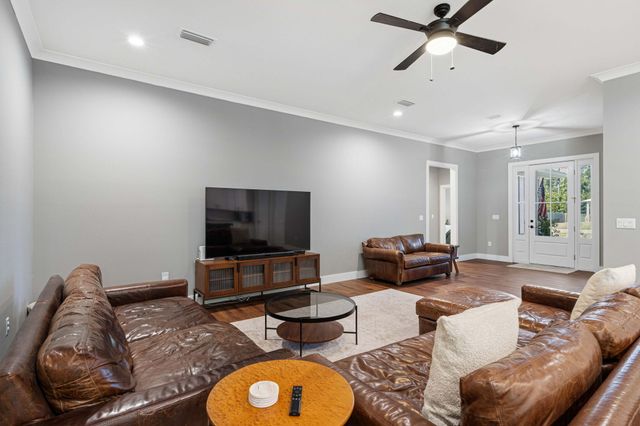 1652 Ponderosa Drive, Gulf Breeze, FL 32563