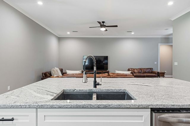 1652 Ponderosa Drive, Gulf Breeze, FL 32563