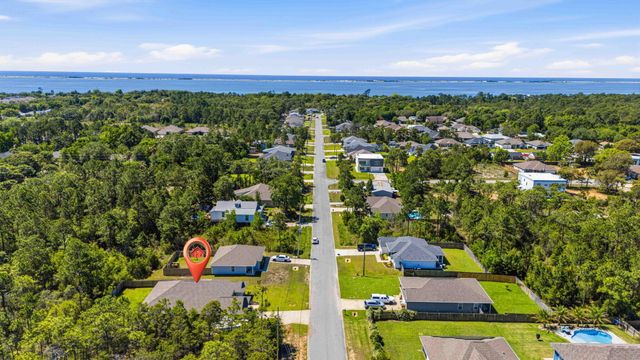 1652 Ponderosa Drive, Gulf Breeze, FL 32563