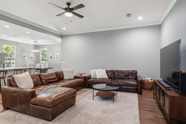 1652 Ponderosa Drive, Gulf Breeze, FL 32563