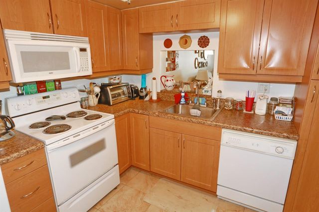 6401 N University Drive 210, Tamarac, FL 33321