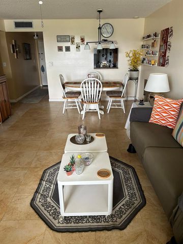 6401 N University Drive 210, Tamarac, FL 33321