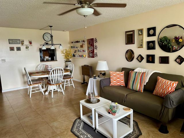 6401 N University Drive 210, Tamarac, FL 33321