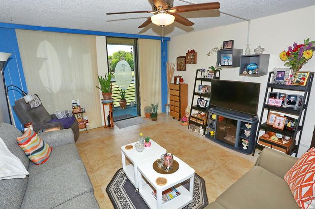 6401 N University Drive 210, Tamarac, FL 33321