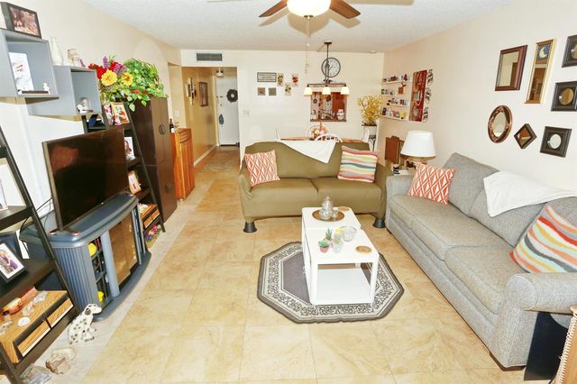 6401 N University Drive 210, Tamarac, FL 33321