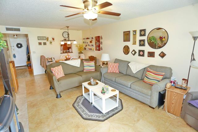 6401 N University Drive 210, Tamarac, FL 33321