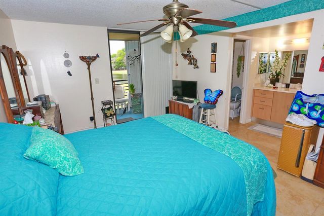 6401 N University Drive 210, Tamarac, FL 33321