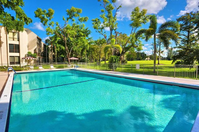 6401 N University Drive 210, Tamarac, FL 33321