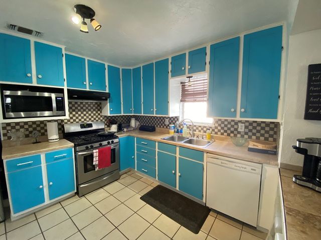 1858 W Twohig Avenue, San Angelo, TX 76901