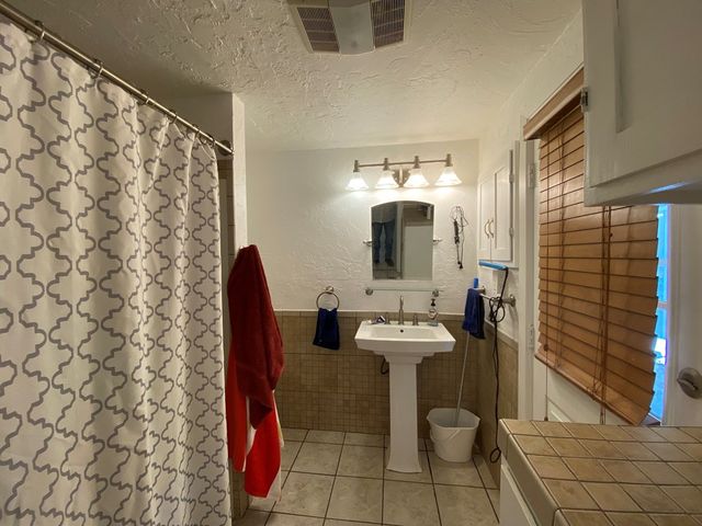 1858 W Twohig Avenue, San Angelo, TX 76901