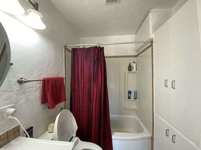 1858 W Twohig Avenue, San Angelo, TX 76901