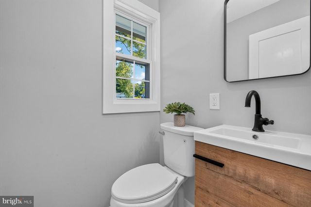 2610 SILVERDALE DR, Silver Spring, MD 20906