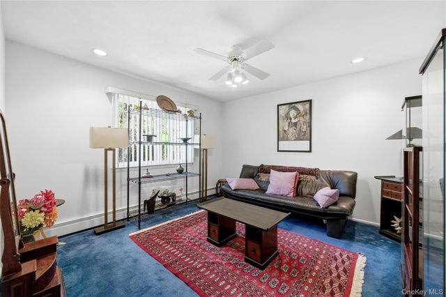 610 Beaver Lane, Ronkonkoma, NY 11779