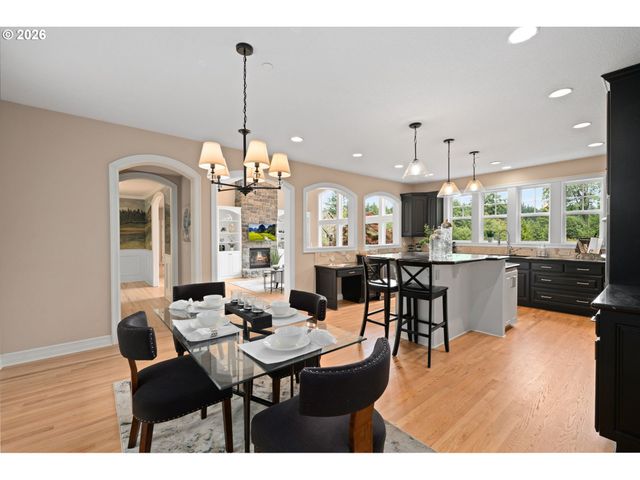 1033 Nw ELOISE Ln, Portland, OR 97229