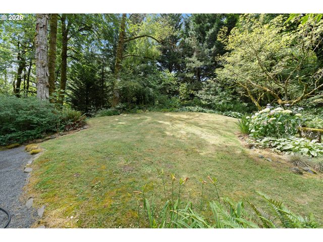 1033 Nw ELOISE Ln, Portland, OR 97229