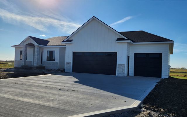 1113 Willow Drive, Huxley, IA 50124