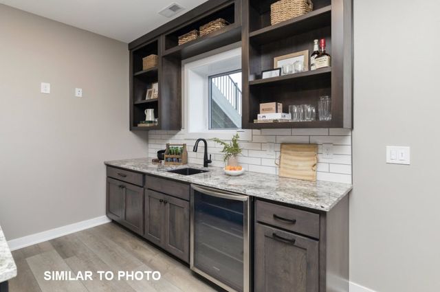 1113 Willow Drive, Huxley, IA 50124