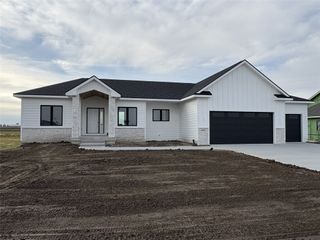 1113 Willow Drive, Huxley, IA 50124