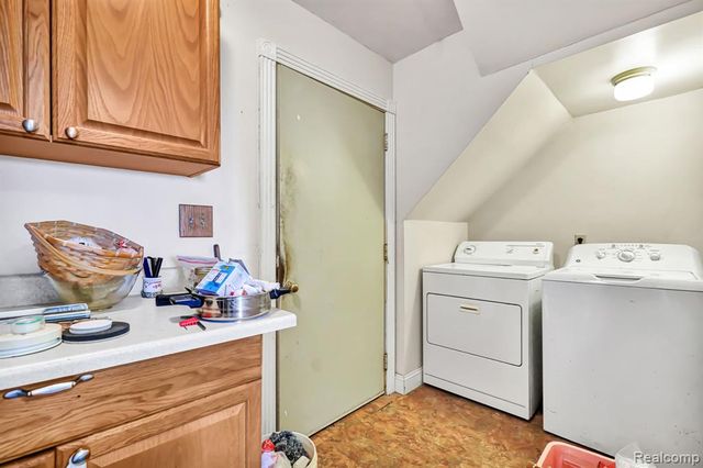 105 N Scougle Street, Durand, MI 48429