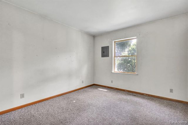 105 N Scougle Street, Durand, MI 48429