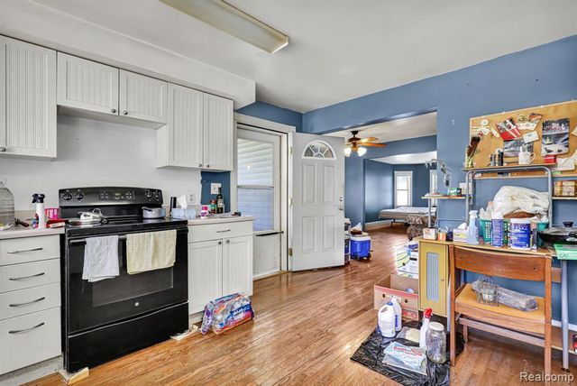 105 N Scougle Street, Durand, MI 48429