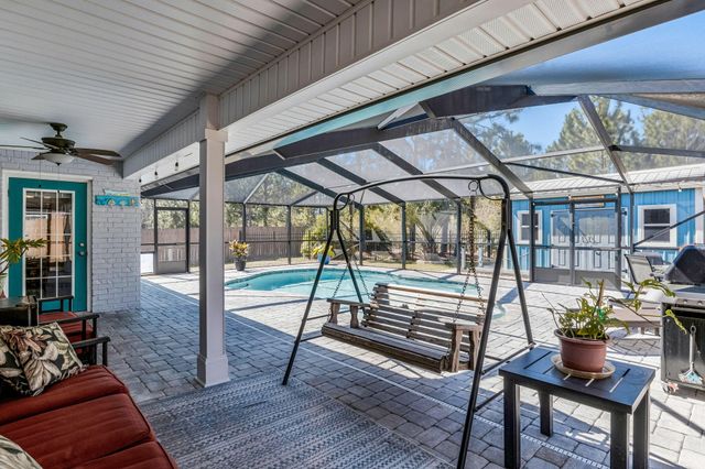 1677 Village Parkway, Gulf Breeze, FL 32563