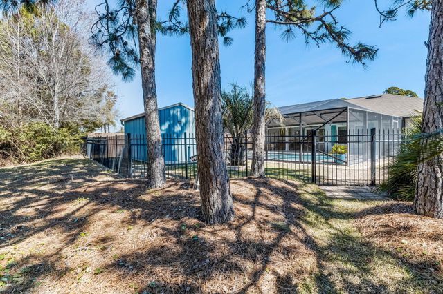 1677 Village Parkway, Gulf Breeze, FL 32563