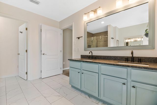 1677 Village Parkway, Gulf Breeze, FL 32563