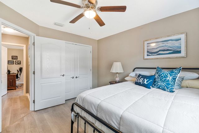 1677 Village Parkway, Gulf Breeze, FL 32563