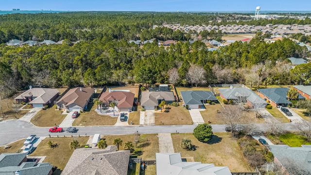 1677 Village Parkway, Gulf Breeze, FL 32563