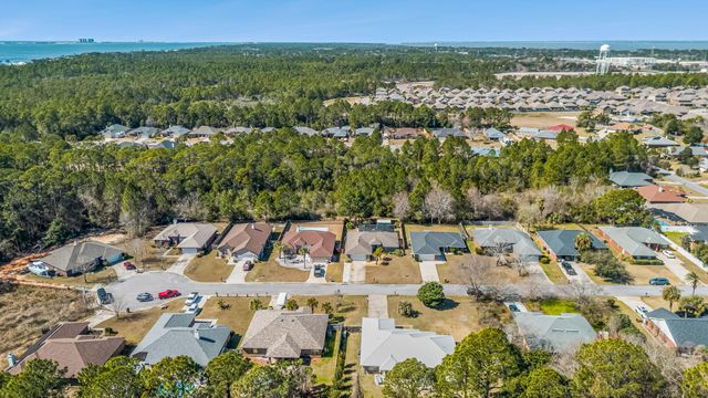 1677 Village Parkway, Gulf Breeze, FL 32563