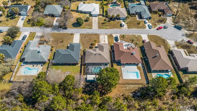 1677 Village Parkway, Gulf Breeze, FL 32563