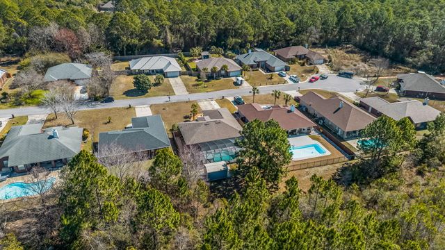 1677 Village Parkway, Gulf Breeze, FL 32563