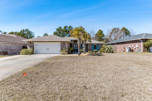 1677 Village Parkway, Gulf Breeze, FL 32563