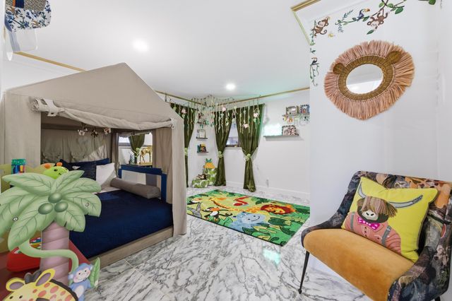 702 S Atlantic Drive, Lantana, FL 33462