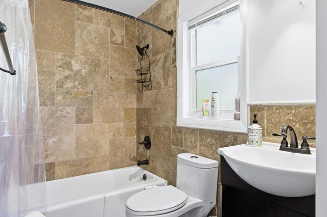 702 S Atlantic Drive, Lantana, FL 33462