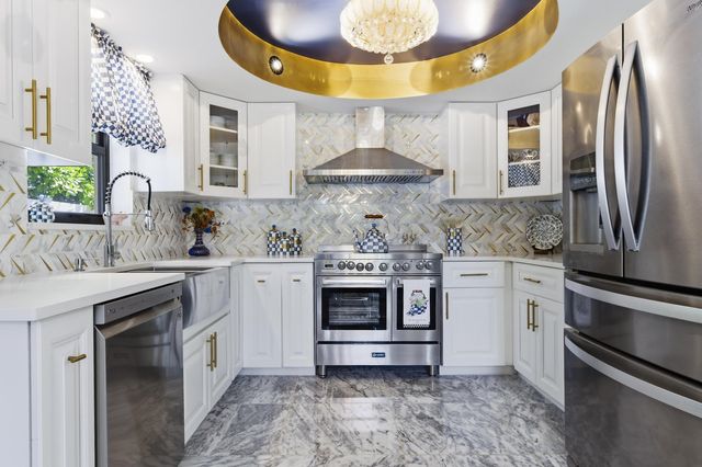 702 S Atlantic Drive, Lantana, FL 33462