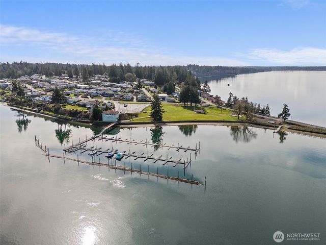 9821 Mariner Drive NW, Olympia, WA 98502