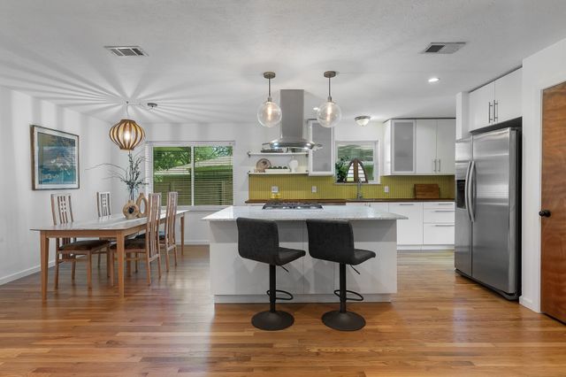 2677 Heatherwood Drive, Dallas, TX 75228