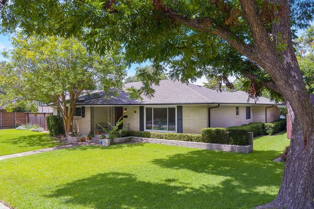 2677 Heatherwood Drive, Dallas, TX 75228