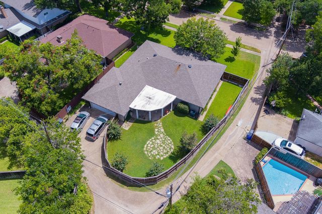 2677 Heatherwood Drive, Dallas, TX 75228
