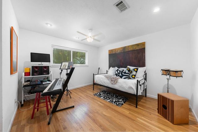 2677 Heatherwood Drive, Dallas, TX 75228