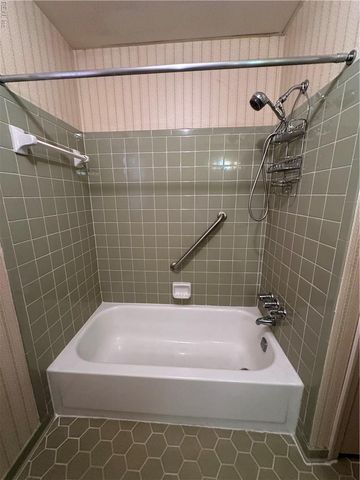 952 Ewell RD, Virginia Beach, VA 23455