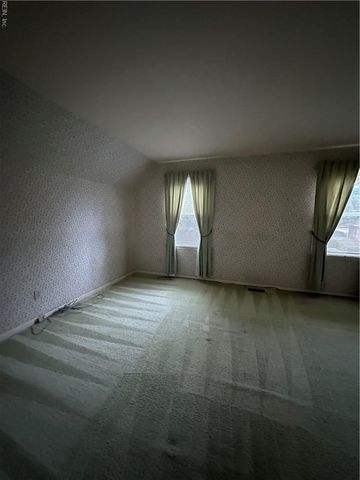 952 Ewell RD, Virginia Beach, VA 23455