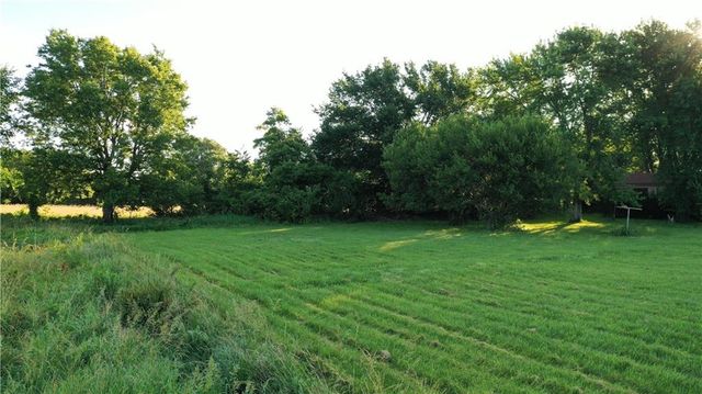 37720 Bethel Church Road, Osawatomie, KS 66064