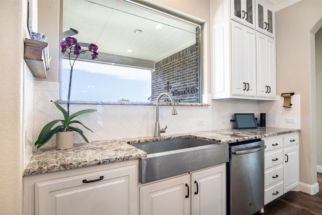 3217 Glenmore Avenue, Northlake, TX 76247